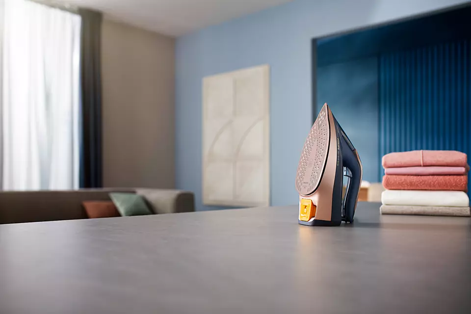 PHILIPS 8000 sērijas Tvaika gludeklis - Image 2