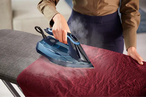 PHILIPS 8000 sērijas Tvaika gludeklis - Image 4