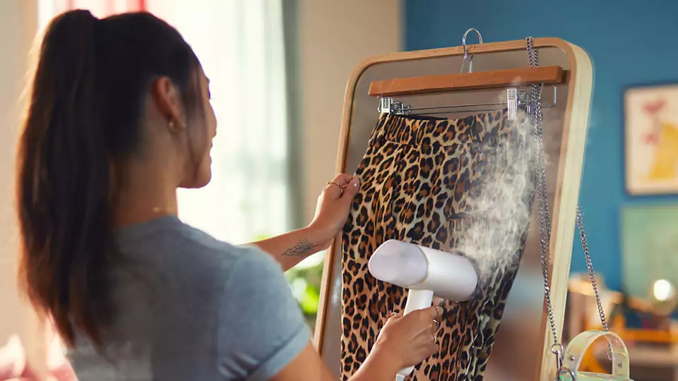 PHILIPS rokas tvaika gludināšanas ierīce - Image 6