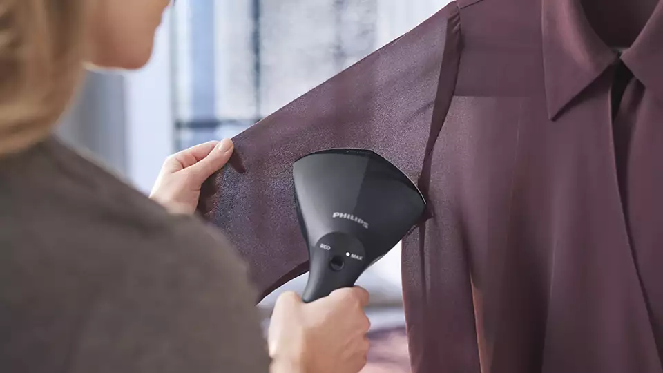 PHILIPS StyleTouch rokas tvaika gludināšanas ierīce - Image 7