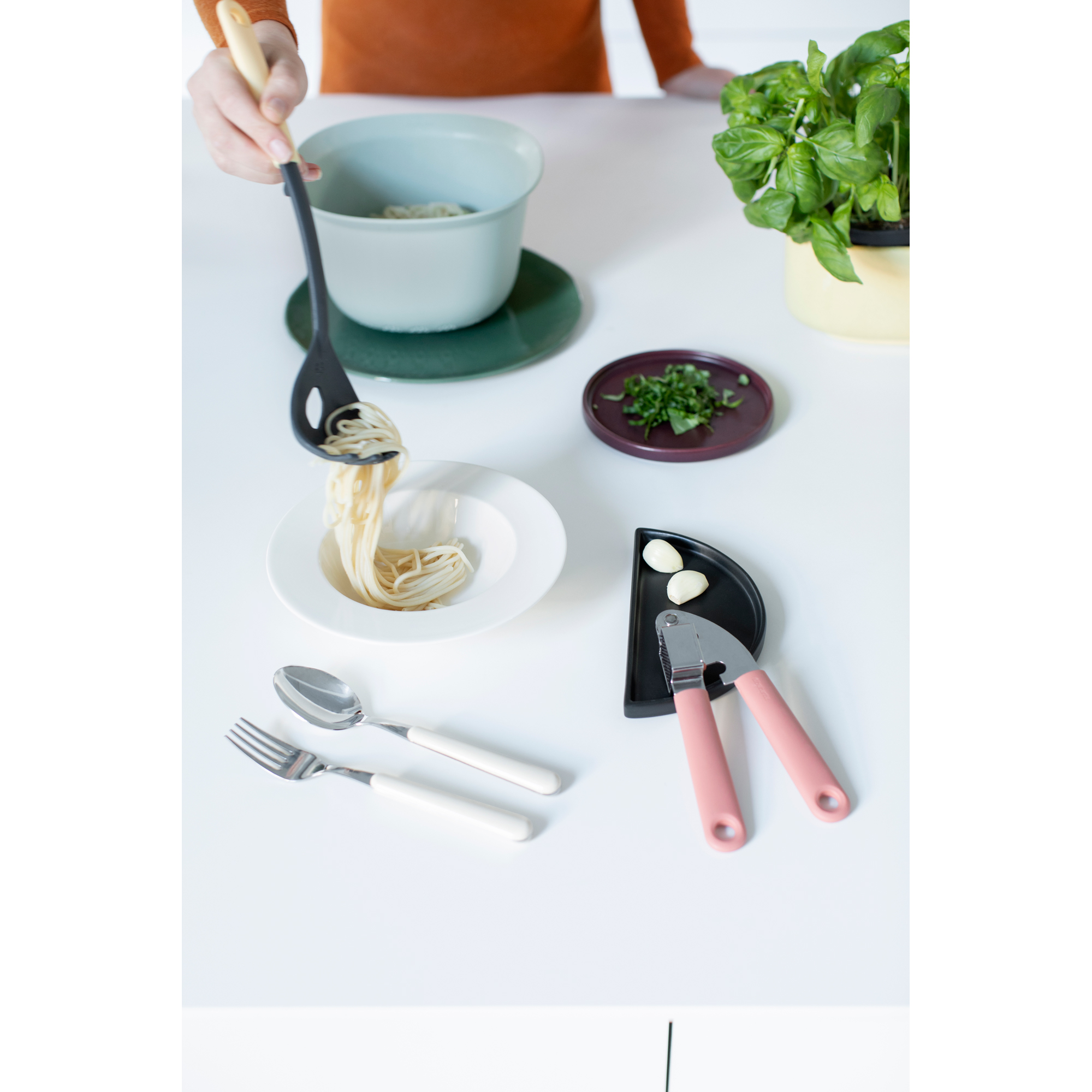 BRABANTIA spageti smeļamais kauss - Image 8