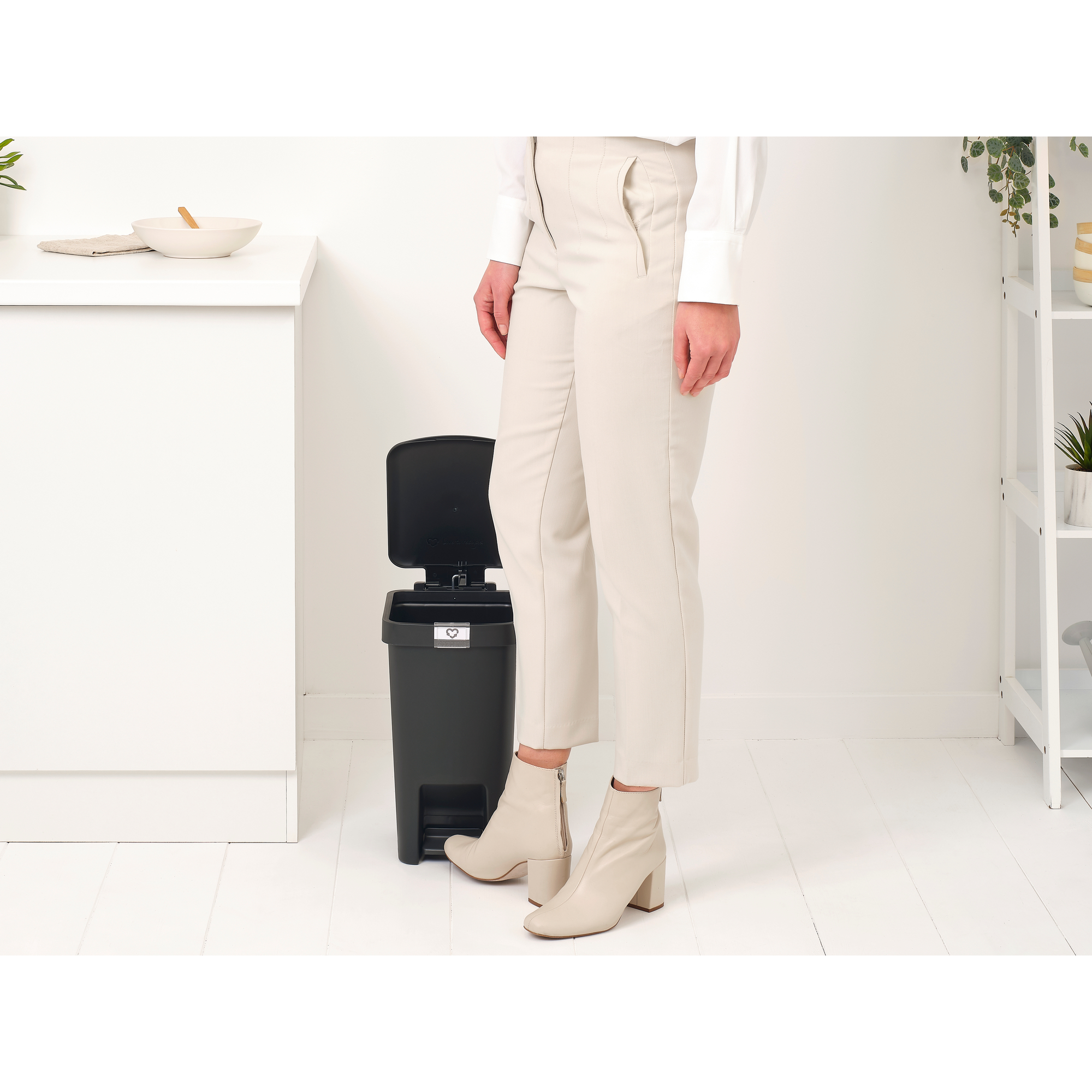 BRABANTIA atkritumu tvertne ar pedāli StepUp, 10 l - Image 7